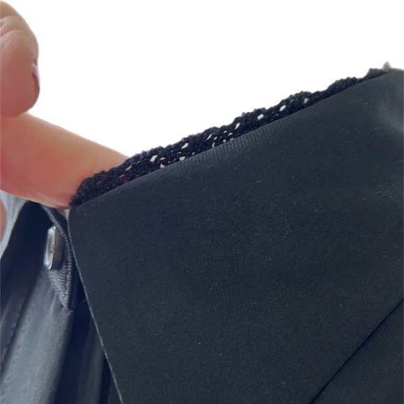 Cabi  ‘Jagger’ Black Tuxedo Pin-Tuck Pleated Button Up Sleeveless Top Layering S - Picture 4 of 11